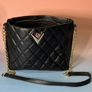 VALENTINO ORLANDI -Vegan leather Black Quilted Crossbody Bag withGold Chain.